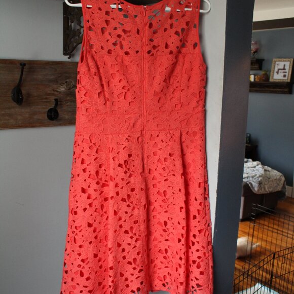 Jessica Simpson Size 6 Coral/Pink Crochet Lace Dress - Picture 5 of 5